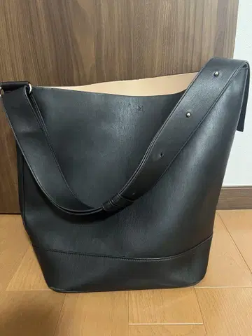 &MyuQ 버킷형 토트백