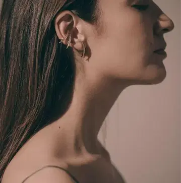 세소이 씬 커브 이어 커프 크리스탈 실버