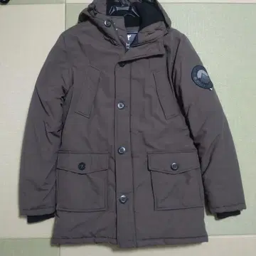 Superdry 브라운 다운 자켓 남성용 S
