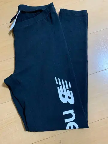 new balance 블랙 풋니스 팬츠