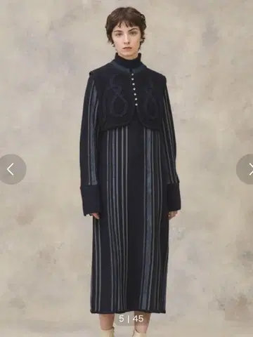 네이비 스트라이프 니트 원피스 베스트 포함 긴팔