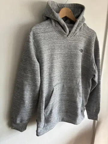 새상품! THE NORTH FACE 후드티 풀오버