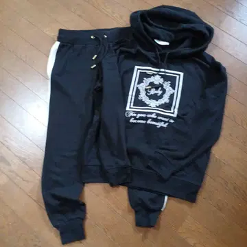 rady 블랙 맨투맨 셋업