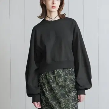 H 코튼 볼륨 슬리브 풀오버