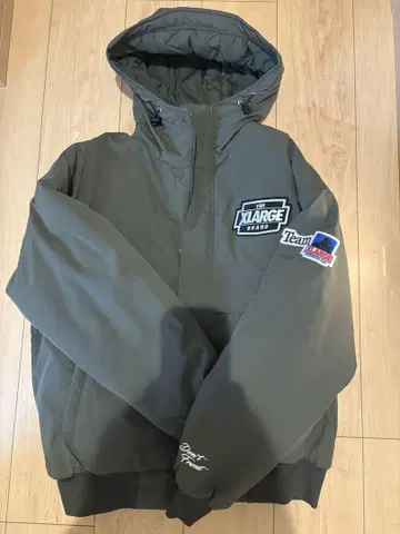 XLARGE 올리브 다운 자켓