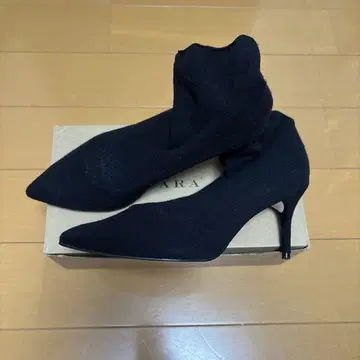 ZARA 삭스 부츠