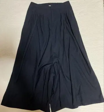 Beardsley 네이비 가우초 팬츠