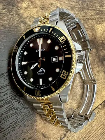 CASIO MDV106G 손목시계 블랙 골드 WR200M