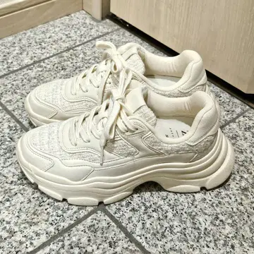컨디션 최상 ZARA 청키 밑창 텍스타일 러닝화 스니커즈