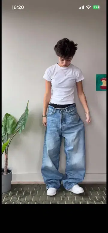 week day astro baggy jeans