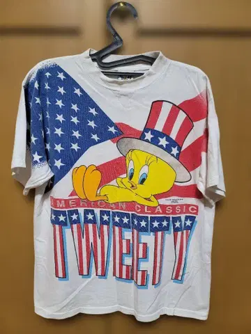 1995년산 LOONEY TUNES 트위티 T셔츠 XL