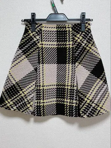 SNIDEL 로빙 체크 미니 스커트 1