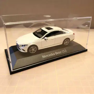 Mercedes-Benz CLS 미니카 1/43 화이트 미사용 새상품