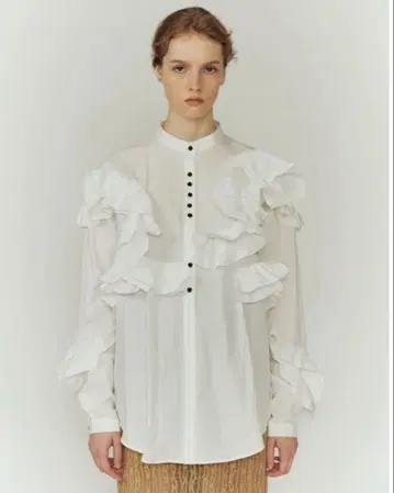 EAPHI FEELING FRILLS BLOUSE