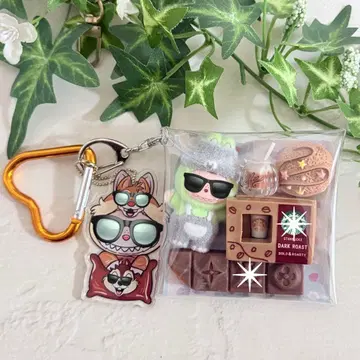 가챠 파우치 몬스터 Cafe