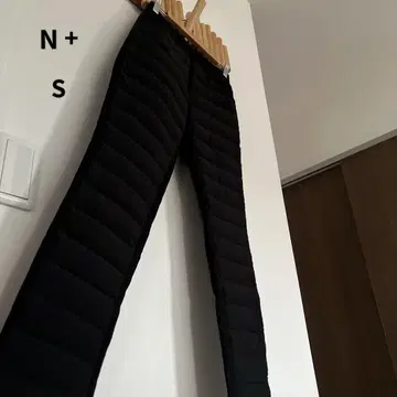 니토리 플러스 [S] 다운 팬츠 페더 퀼팅 속기모 블랙