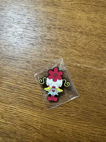 야자와 아이전 가챠가챠 [이웃 이야기] 해피 베리 핀 배지