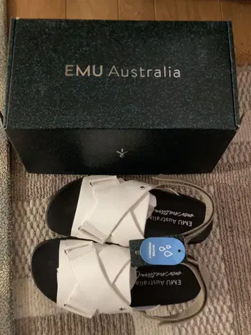 EMU Australia 샌들 화이트