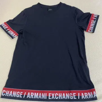 Armani Exchange 블랙 T셔츠 XS