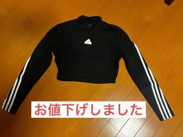 adidas 크롭 기장 블랙 상의
