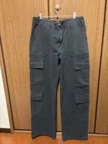 ZARA 그레이 카고 팬츠 EUR34