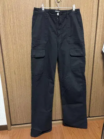 ZARA 블랙 카고 팬츠 EUR 36