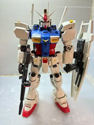 PG 1/60 건담 GP01 건담 시험 제작 1호기 제피란사스 완성품