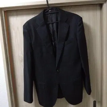 BARNEYS NEWYORK 수트