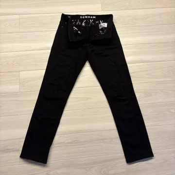 DENHAM 덴함 RAZOR 블랙 데님 슬림핏