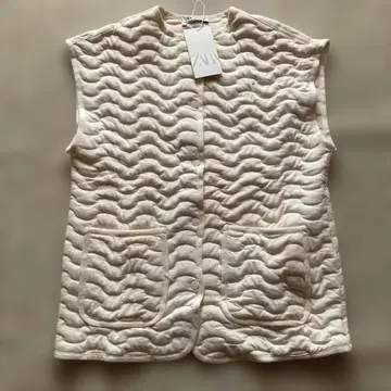 아이보리 퀼팅 베스트 S