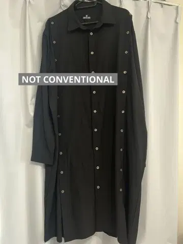 NOT CONVENTIONAL 원피스