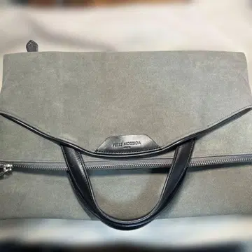 페레 모르비다 클러치백