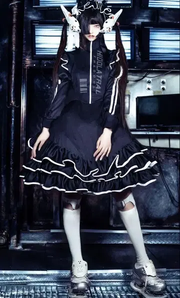 타카네 히나 테오도르 원피스 [지금만 가격 인하]