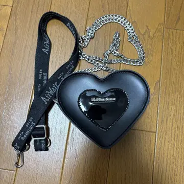 닥터마틴 미니 하트 백