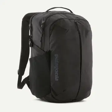 Patagonia 블랙 백팩