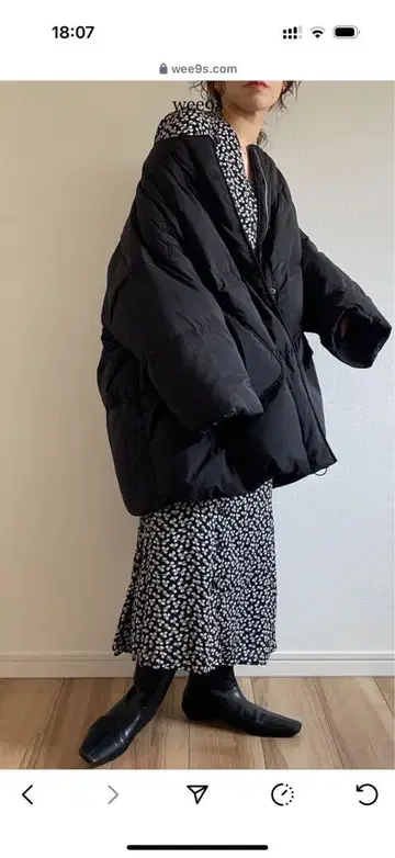 오버 사이즈 블랙 다운 자켓