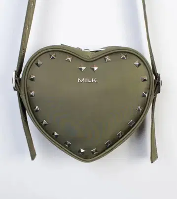 [ 미사용 새상품 ] MILK 하트 스터드 숄더 Bag 카키