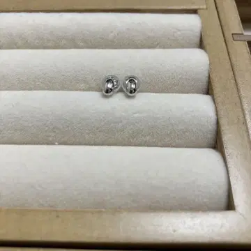 Jouete K10 화이트 골드 귀걸이