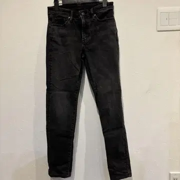 블랙 스키니 데님