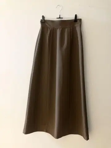 렙심 A라인 스커트