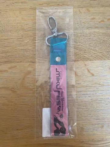 하츠네 미쿠 미쿠 페스티벌 은색 테이프 홀더