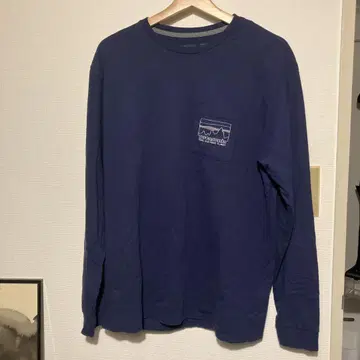 patagonia 네이비 긴팔 티셔츠 M 사이즈