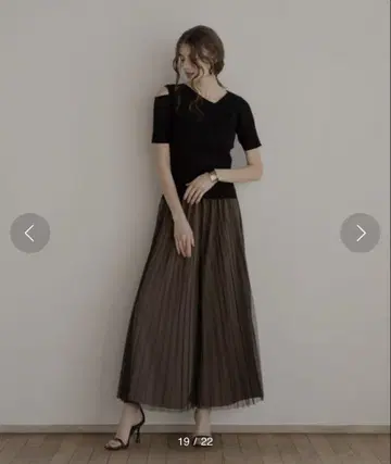 MIELI INVARIANT 튤 레이어 플리츠 팬츠