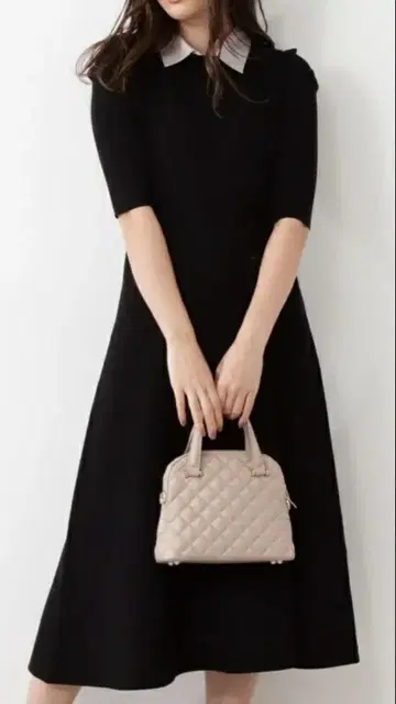 프로포션 바디 드레싱 니트 카라 부착 원피스 M