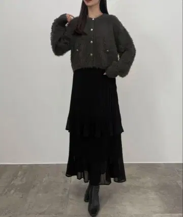 cenea 골드 버튼 샤기 니트 가디건 + 플리츠 스커트 set