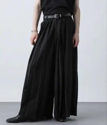 HARE YOSE 와이드 팬츠 M 사이즈