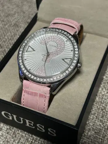 GUESS 물음표 디자인 손목시계 미사용 새상품 배터리 교환 완료