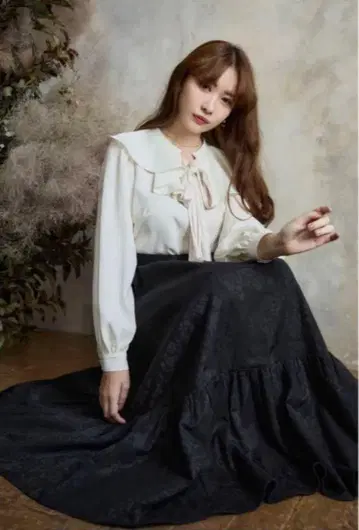 herlipto Floral Jacquard Volume Skirt
