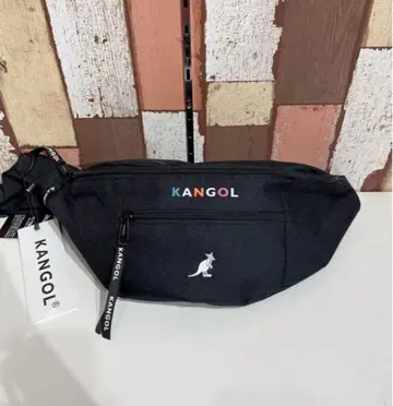 캉골 컬러풀 로고 힙색 KGSA-BG00093 블랙
