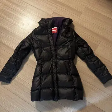 PUMA 블랙 M 다운 자켓 후드 부착